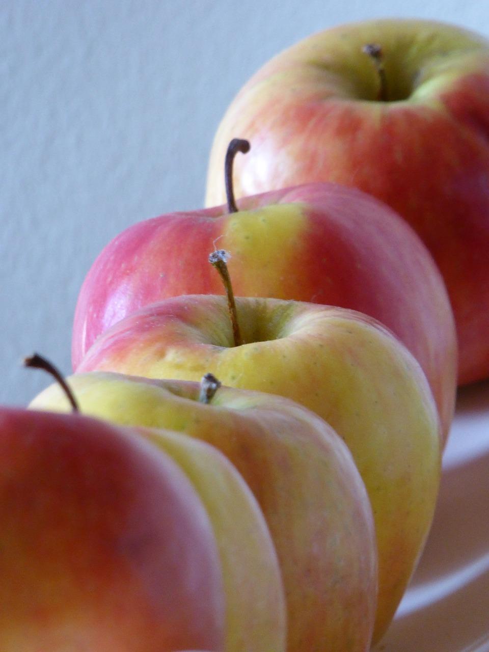 2. 红苹果美国名