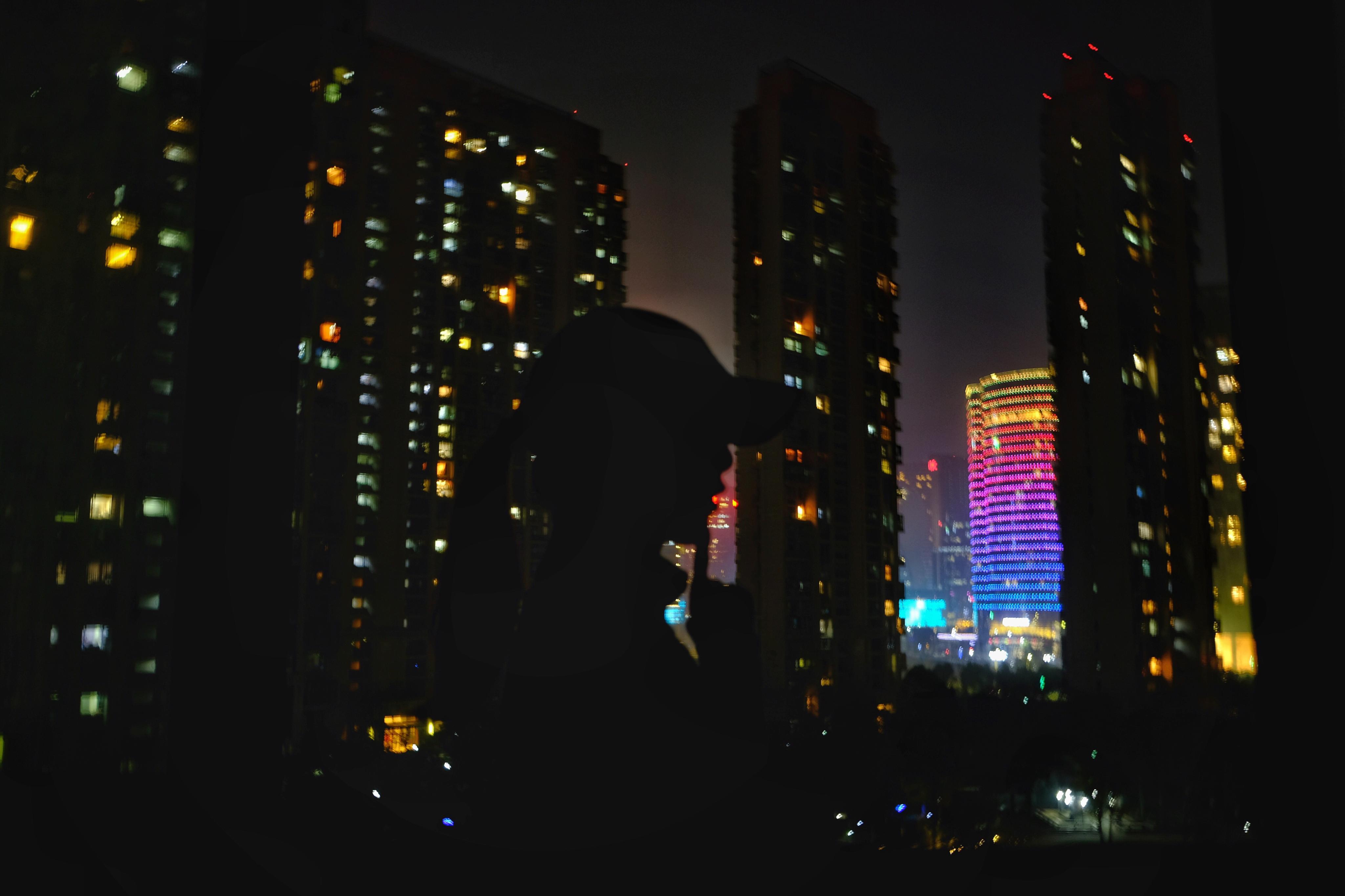 夜晚摄影有哪些技巧？ - 知乎
