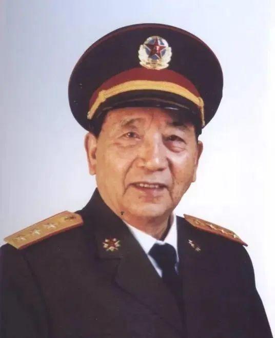 1988年被授予上将军衔的17位高级将领一览