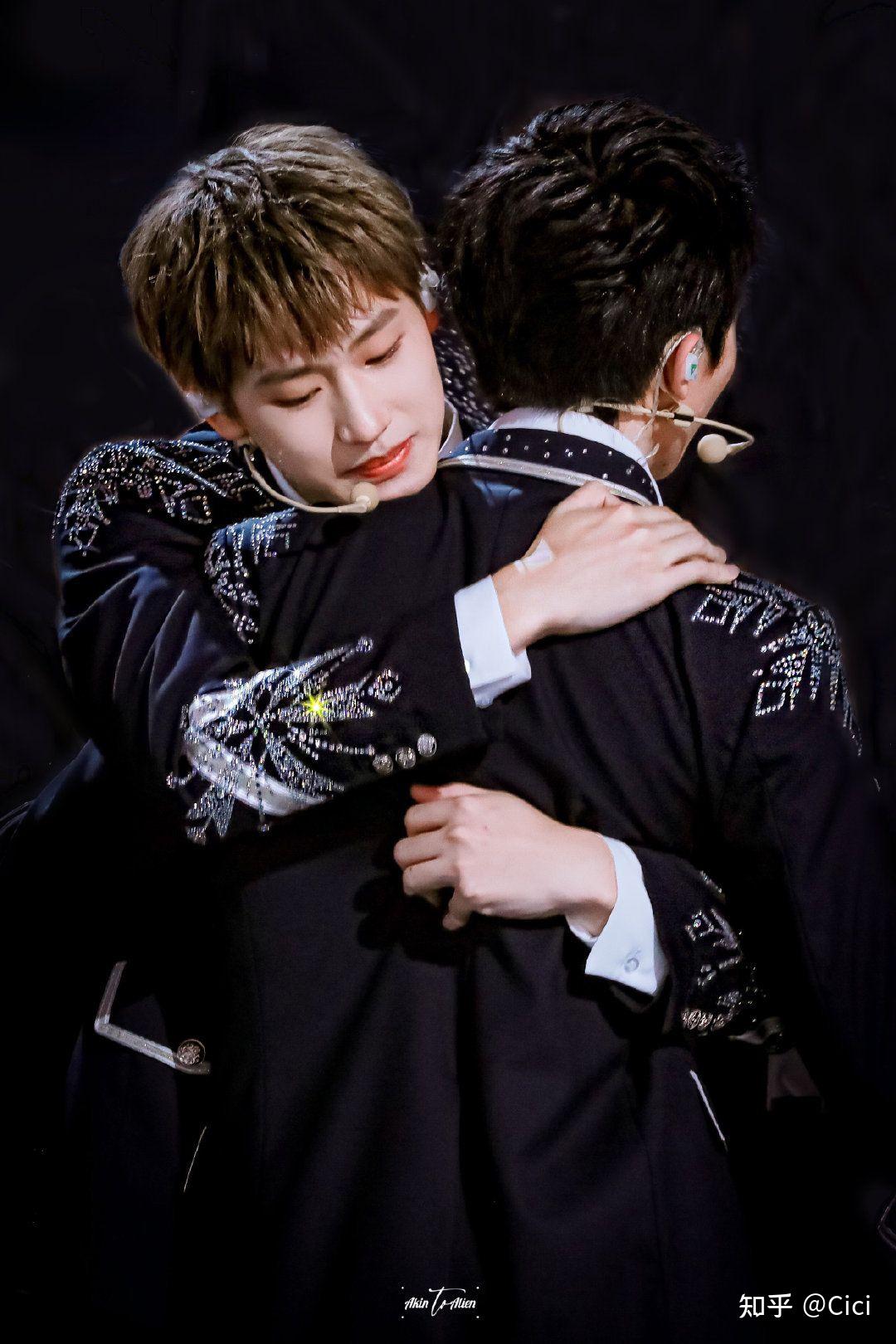 如何看待ak刘彰发与林墨的聊天记录