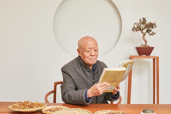 火炕上趴出来的肠粘连名医——张清华 - 知乎