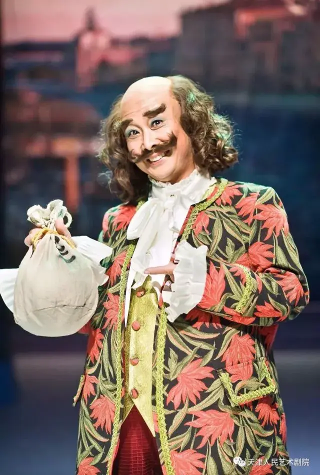 倾情奉上68舞台幕后日记69之"看不尽的华丽外表,品不到的辛勤劳作