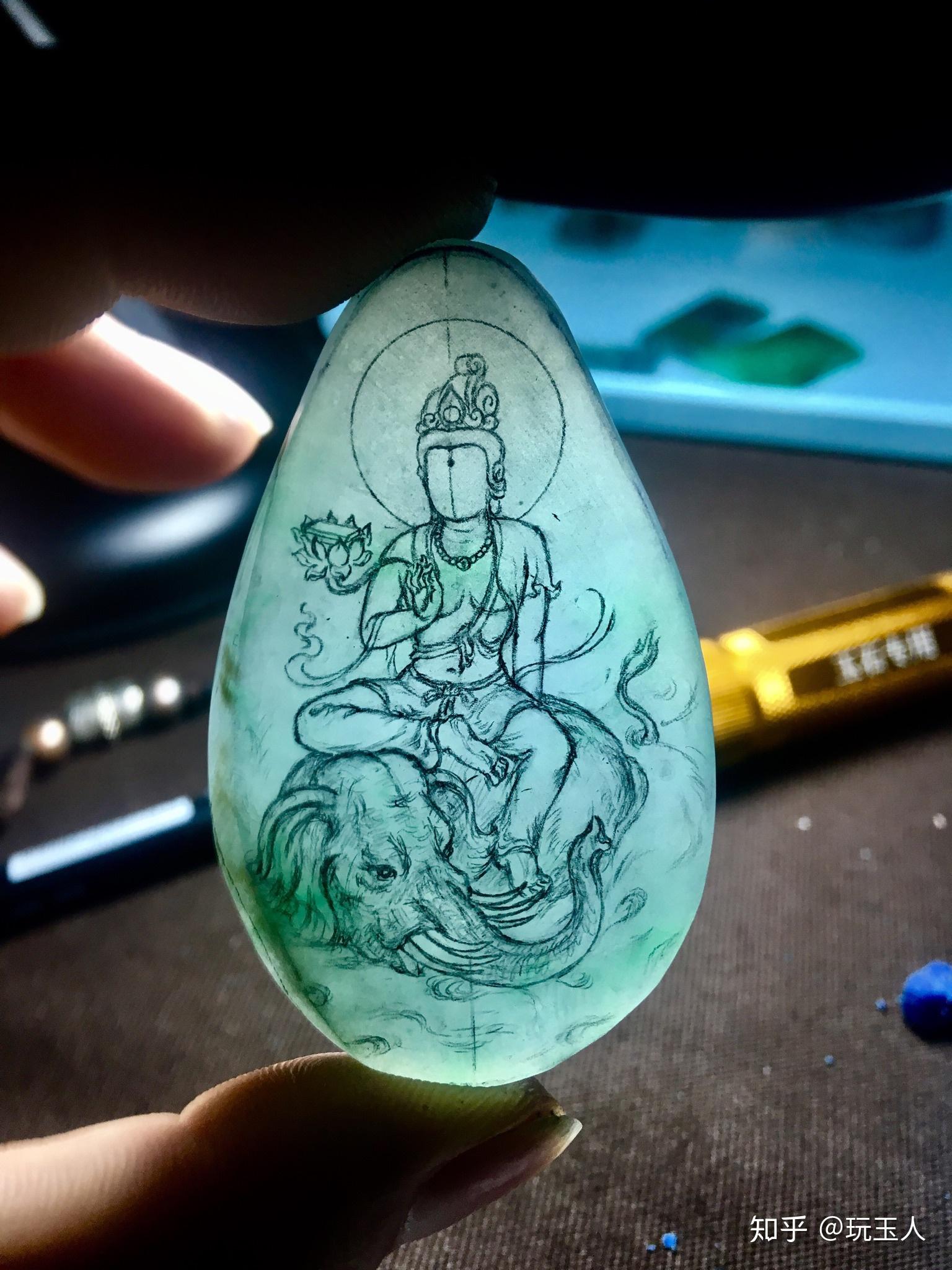 给大家分享一些翡翠雕刻设计图大家有合适的题材或者建议多多提哦谢谢