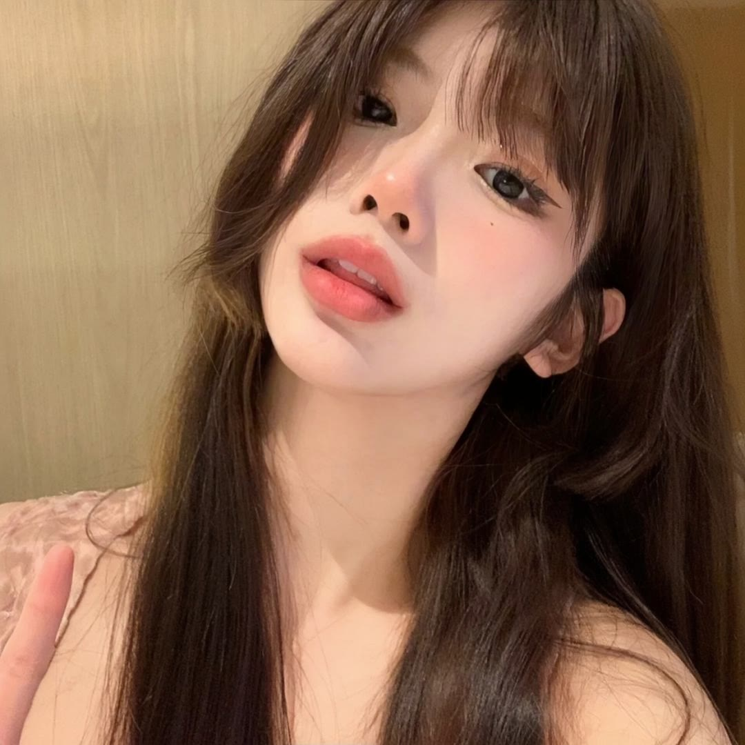 有没有又纯又欲的类似头像?