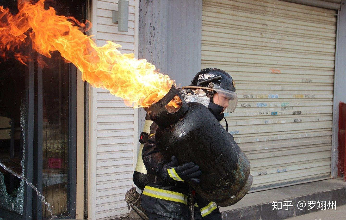 无锡小吃店煤气爆炸9人死亡,为什么煤气爆炸伤亡如此惨重? - 知乎