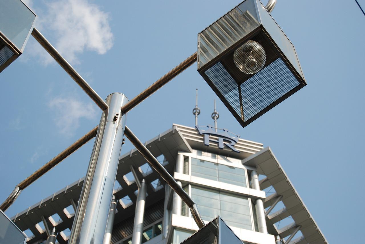 4. 路灯节能分析