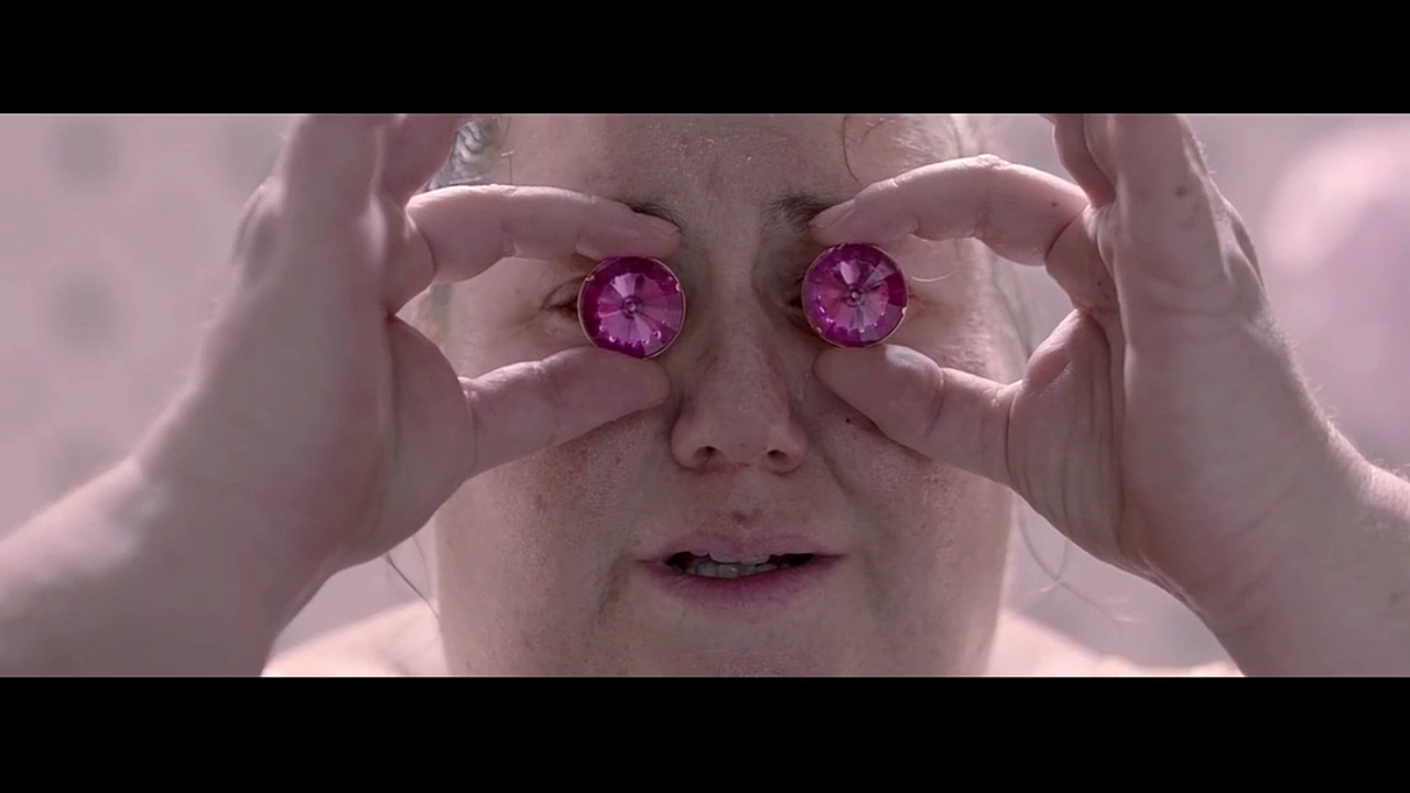 如何评价2017西班牙电影《肌肤》? - 知乎