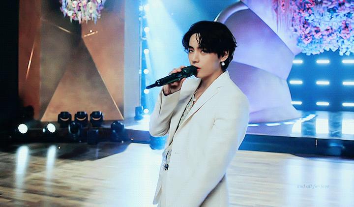 金泰亨存图格莱美造型