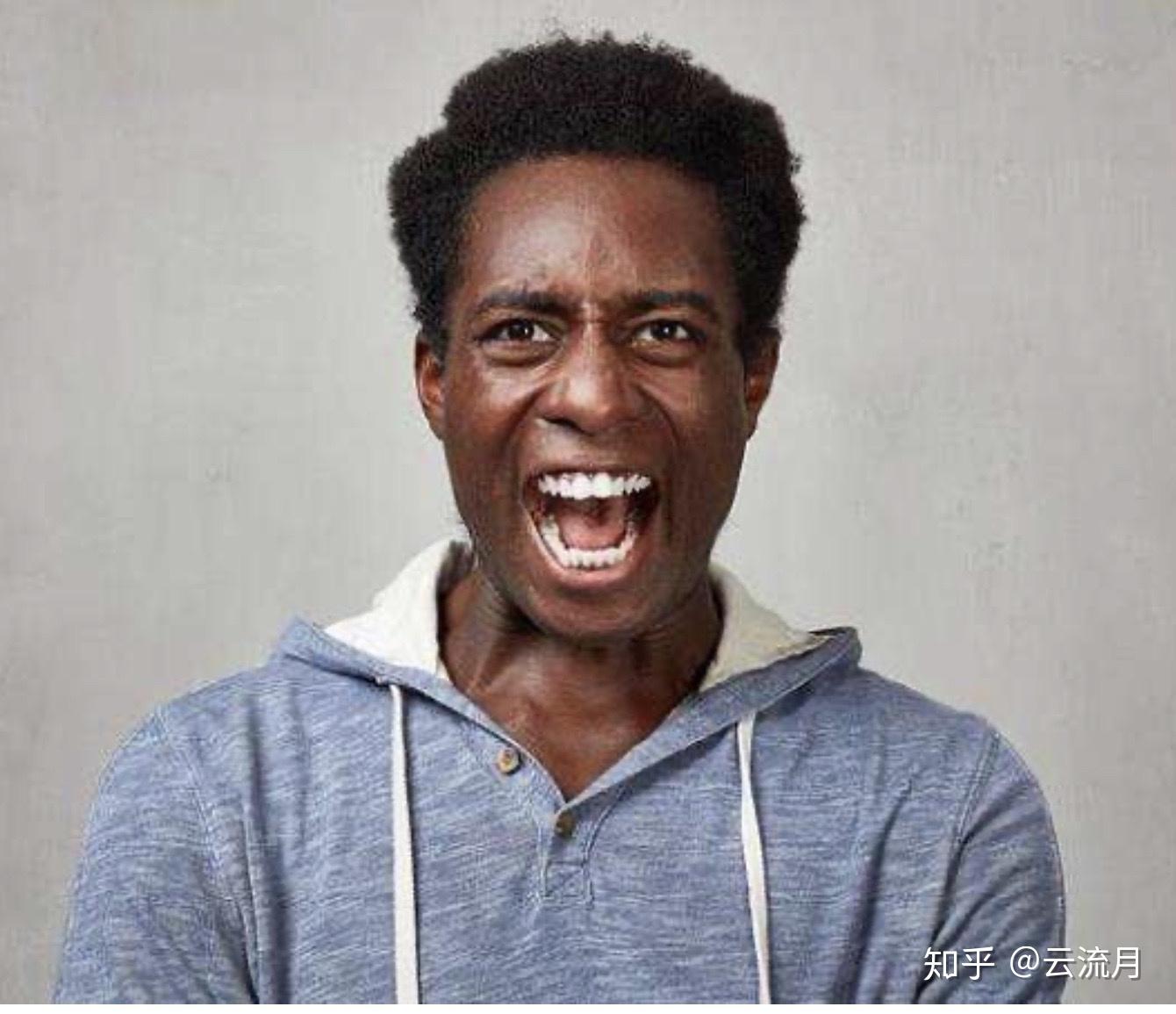 为什么很多人能接受黄白混血,却接受不了黄黑混血?