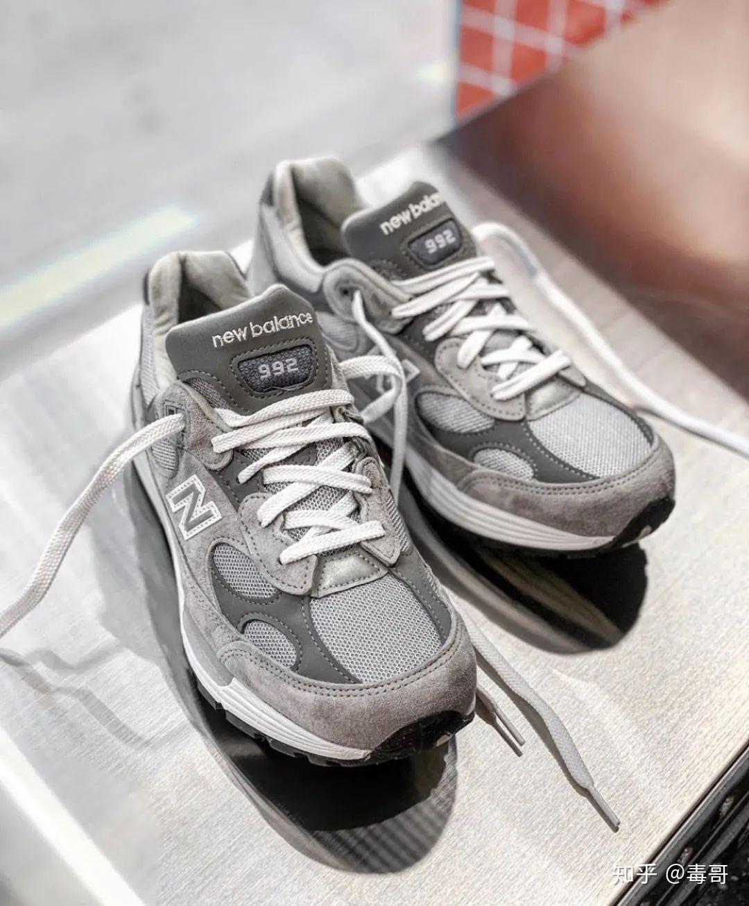 少量入荷 28cm NEW BALANCE U993BB 990 992 New Balance 9系PK，谁的赢面