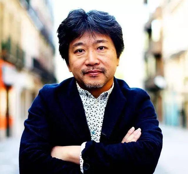 是枝裕和是这几年在中国很受欢迎的日本导演,他2016年的电影《比海更