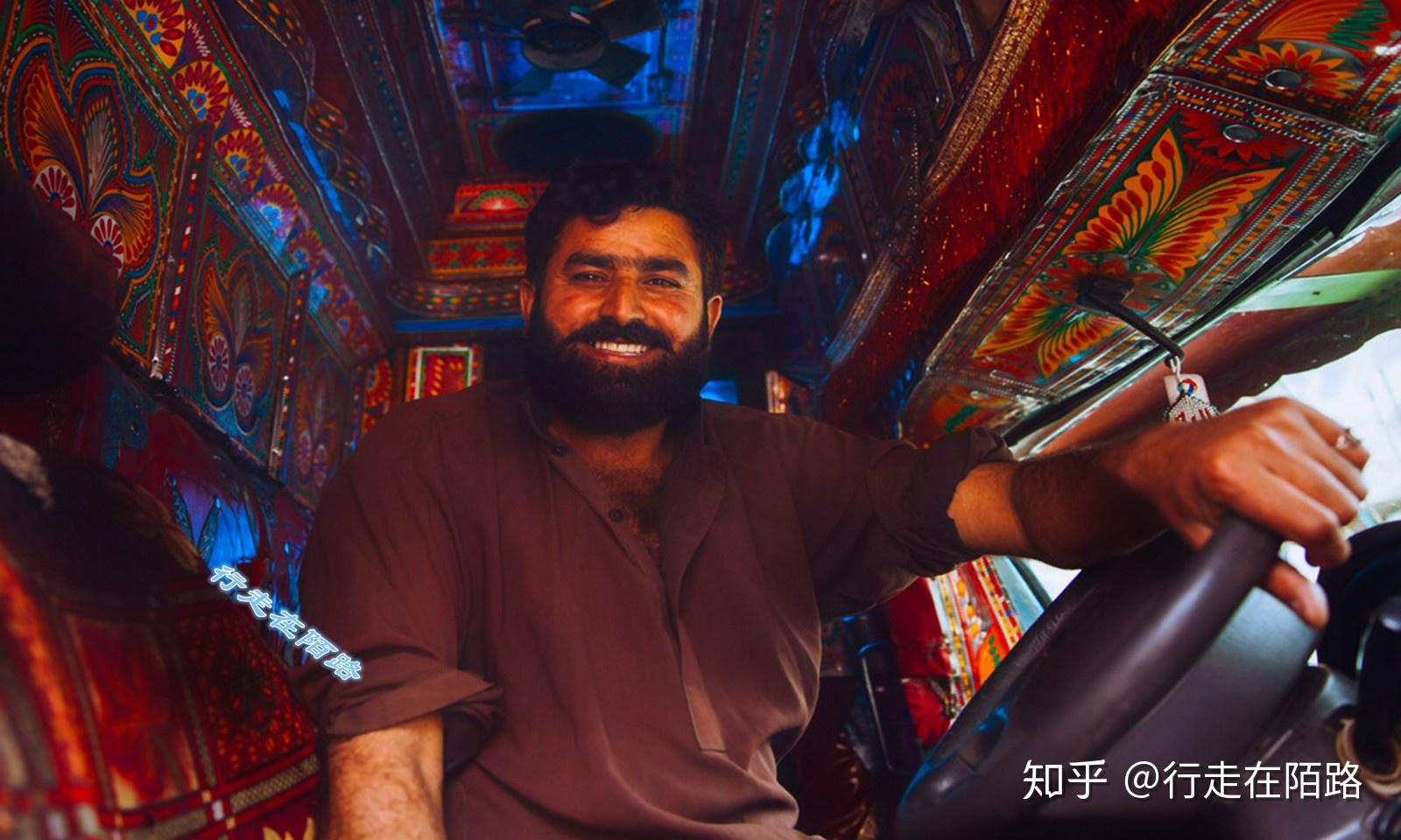 回想起第一次听说斯卡都时,还是在一名巴基斯坦工程师的回忆录里:1982