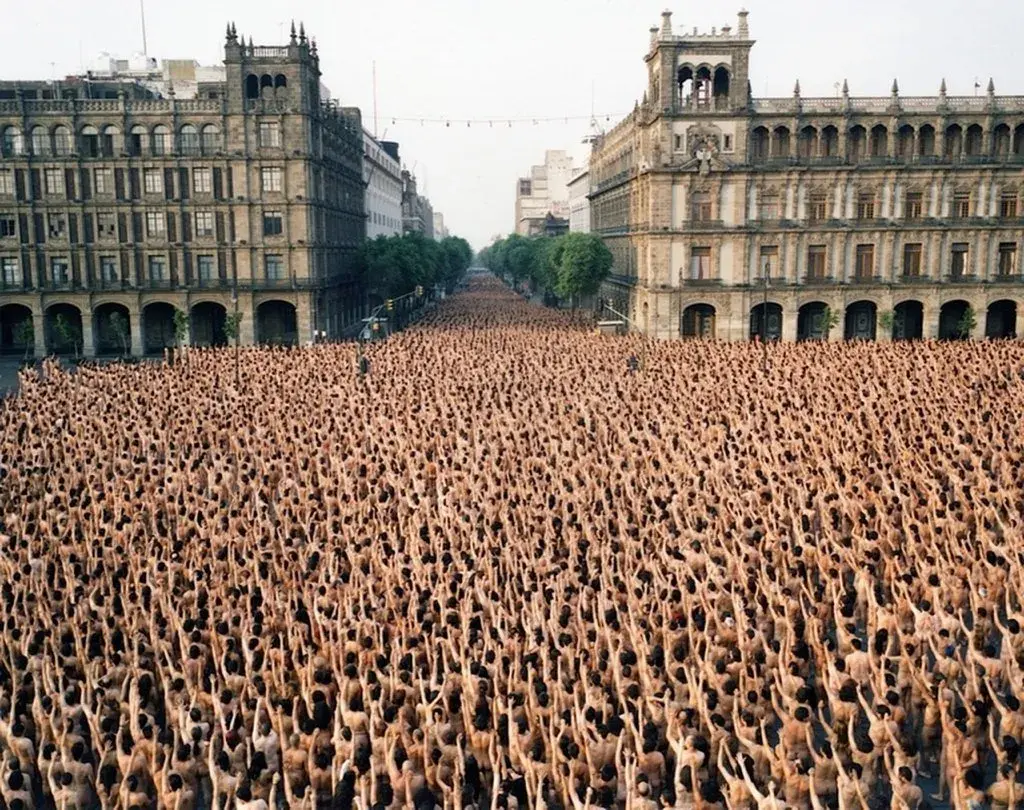 【裸主义】2万人的群裸 