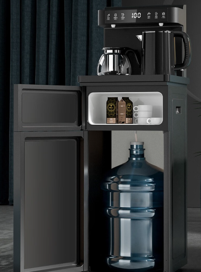 附送电水壶,调奶器,保温瓶.下置式水桶设计无需手