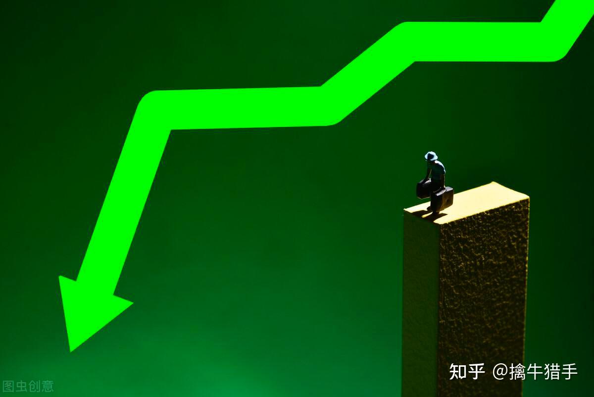 a股大跌两市超3900股飘绿股市连遭重挫抄底迹象显露中长期布局开始