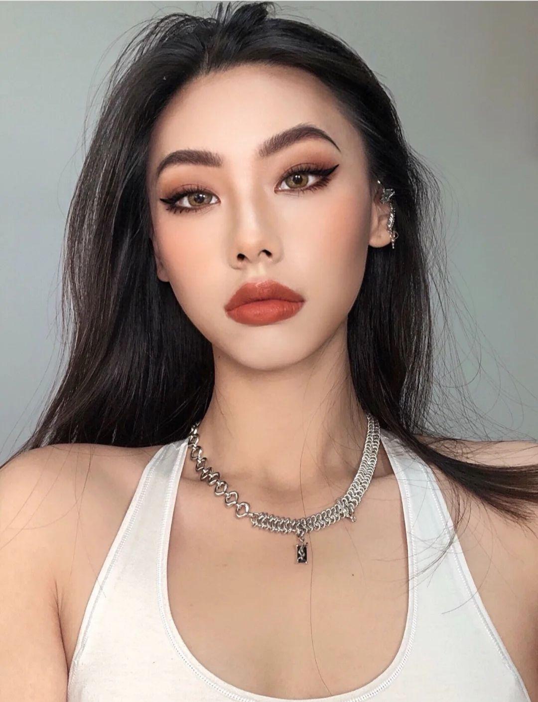 你们眼里女孩子浓妆是个怎么样的