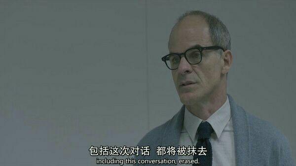 黑镜第三季第五集《战火英雄》:真实的痛苦和虚幻的美好,你会如何抉择