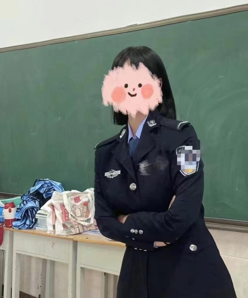 想问一下,省考和国考的公安警察岗位好考吗?