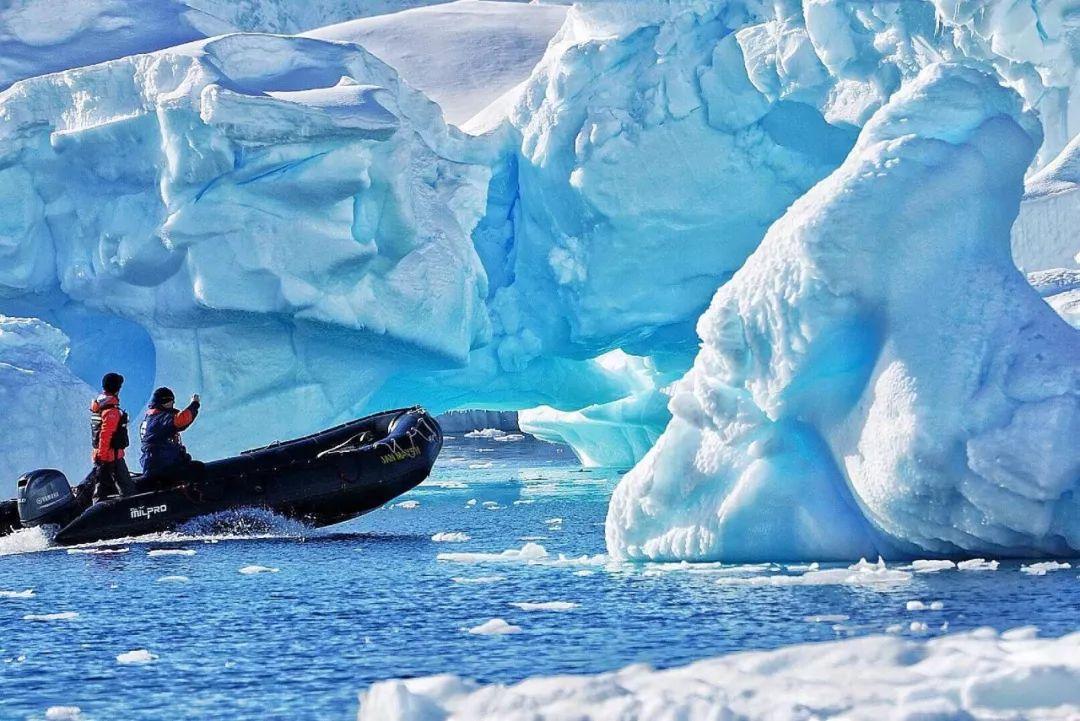 在南北极当探险队员是什么体验? - 知乎