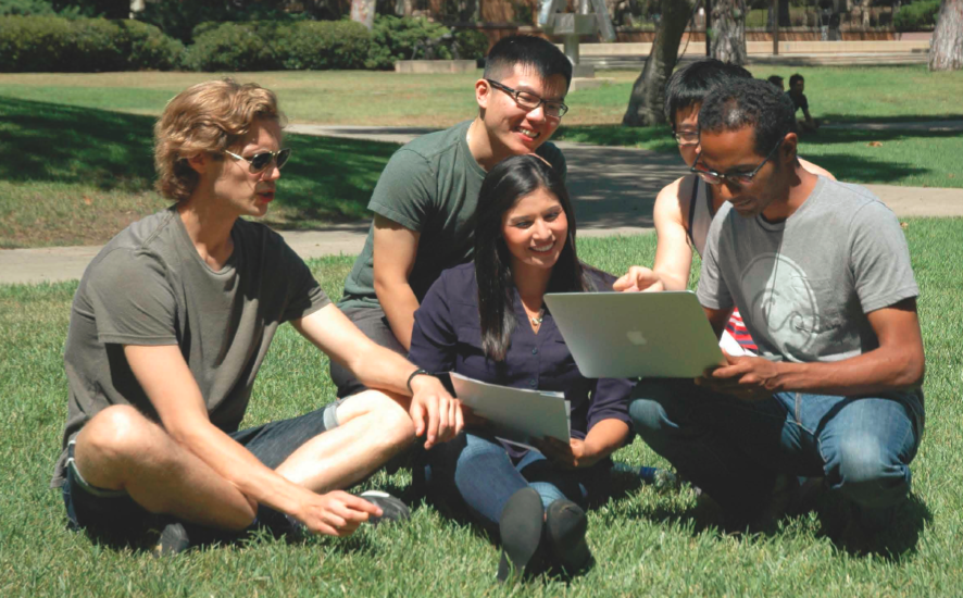 美国留学研究生要读几年?