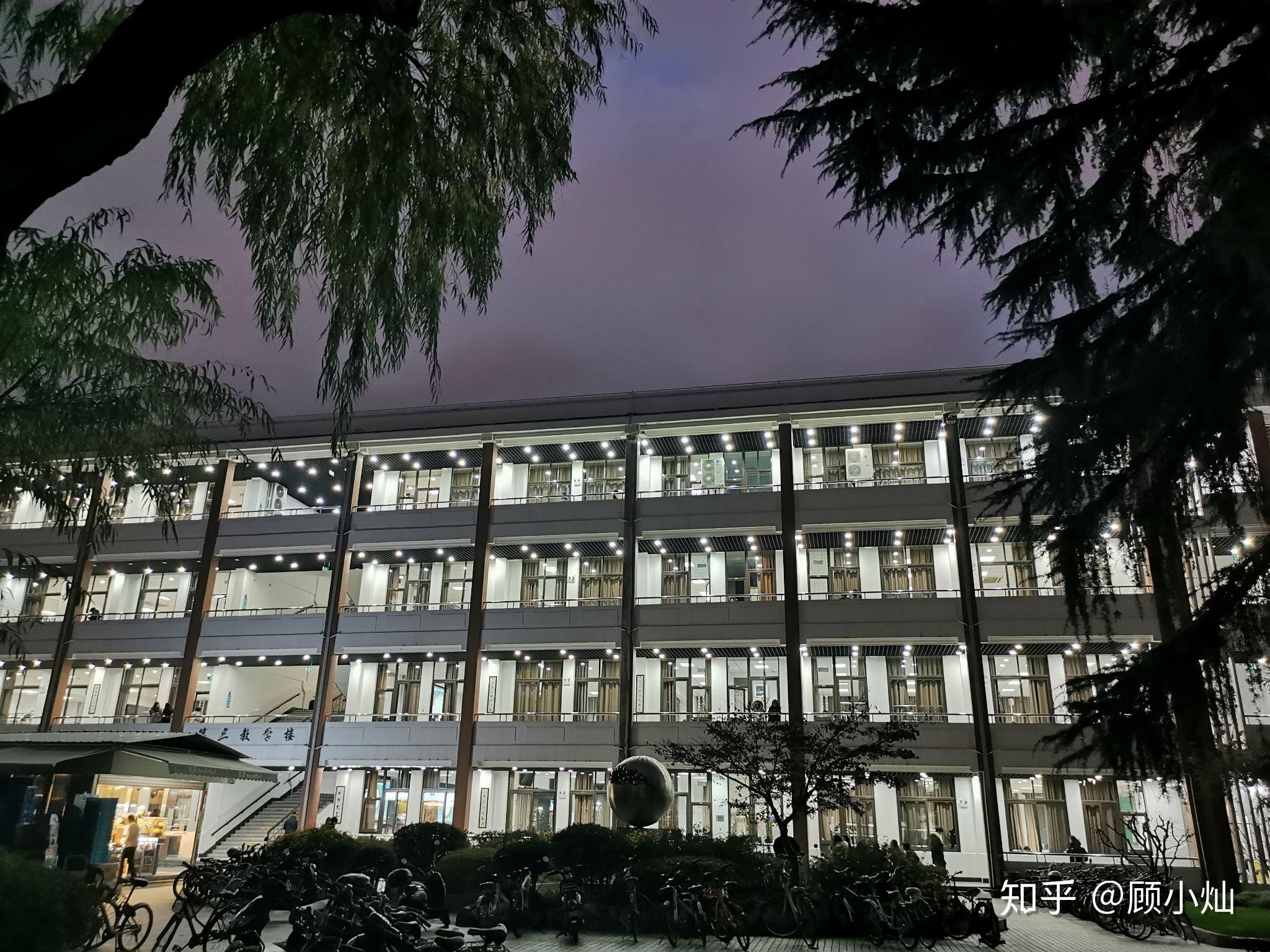考上复旦大学的生活有多好?多令人憧憬? - 知乎