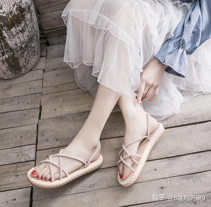 女生穿拖鞋真的能很好看吗? - 知乎