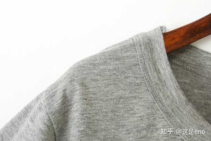 什么样的T恤领口不易变形?怎样挑选? - 知乎