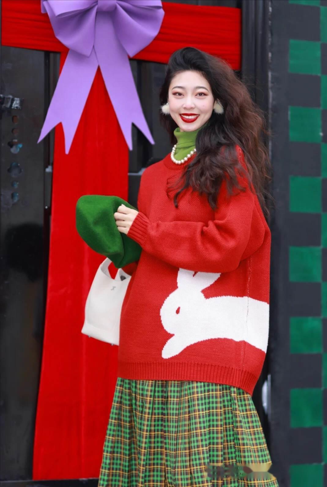 新年就要穿"红色",8组时髦搭配,让你更出众 - 知乎