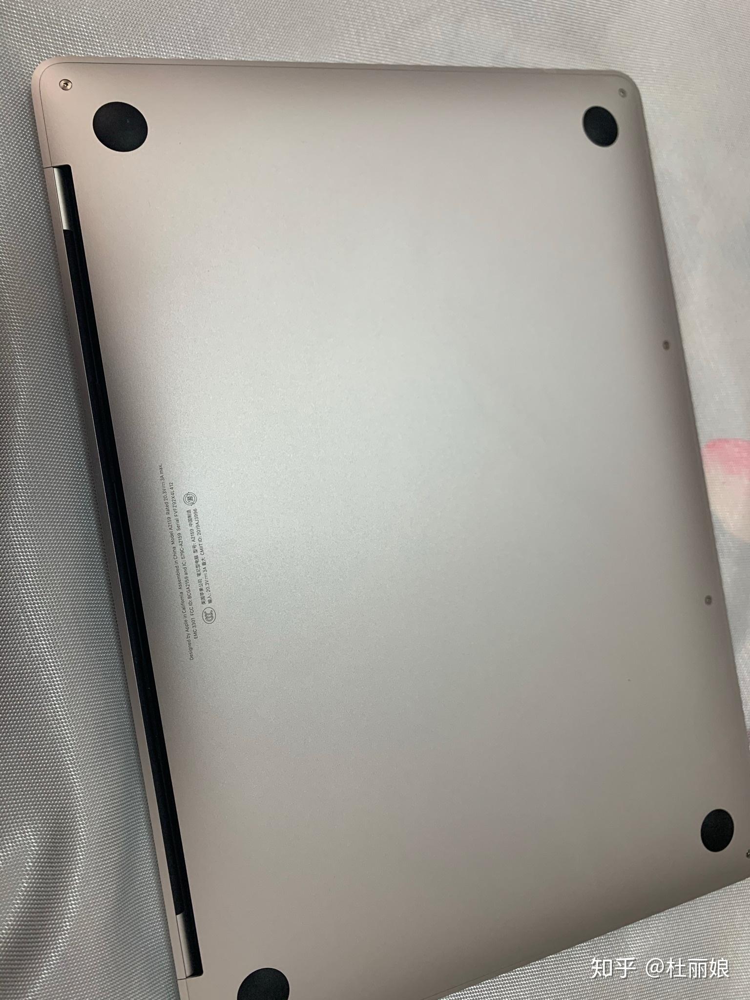 19款macbookpro133带触控栏八代i58g512g77原配鼠标