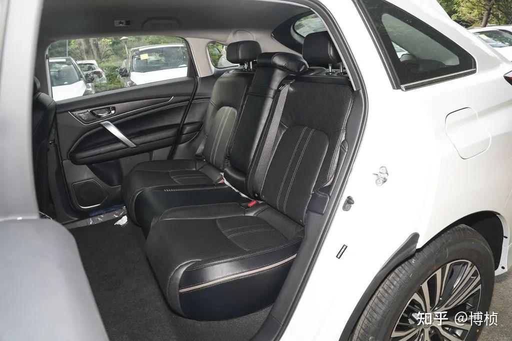 新款本田冠道在空间上的表现怎么样?适合有二胎的家庭吗? - 知乎