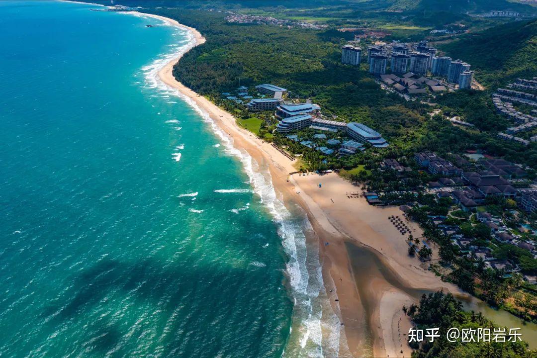 被誉为“海南十大最美海湾榜首”的万宁，这里一半是蔚蓝大海 - 知乎