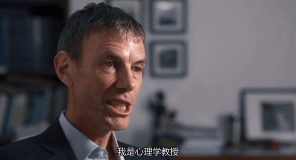 《香港四径大步走》豆瓣8.7分，年度华语黑马