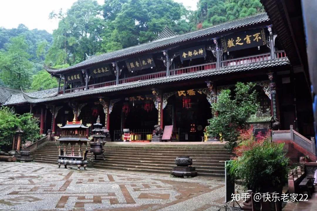 莲花洞:湖南冷水江波月洞,河南驻马店嵖岈山初进宝象国:云南大理古城