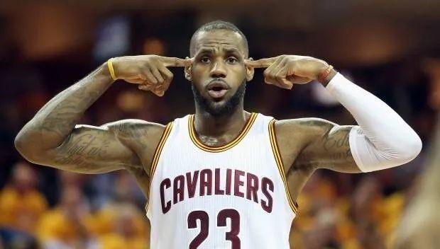 有没有勒布朗詹姆斯的高清头像或者壁纸帅一些的