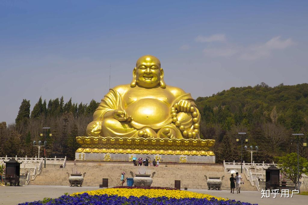 世界上最大的弥勒佛在哪里