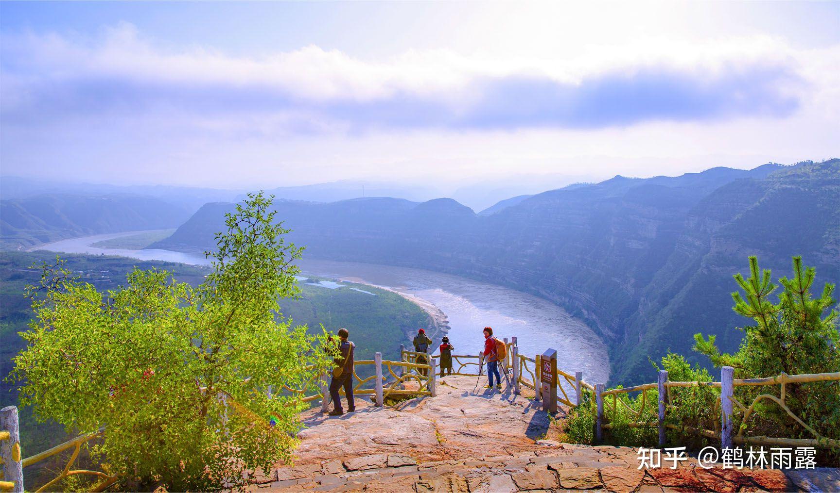 乾坤灣是一幅天然太極圖,是黃河古道秦晉峽谷上一大天然景觀,也是陝西