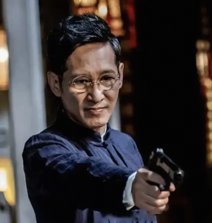 演员王劲松遭 AI 盗用形象生成视频，如何界定 AI 侵权，普通人该如何防范？