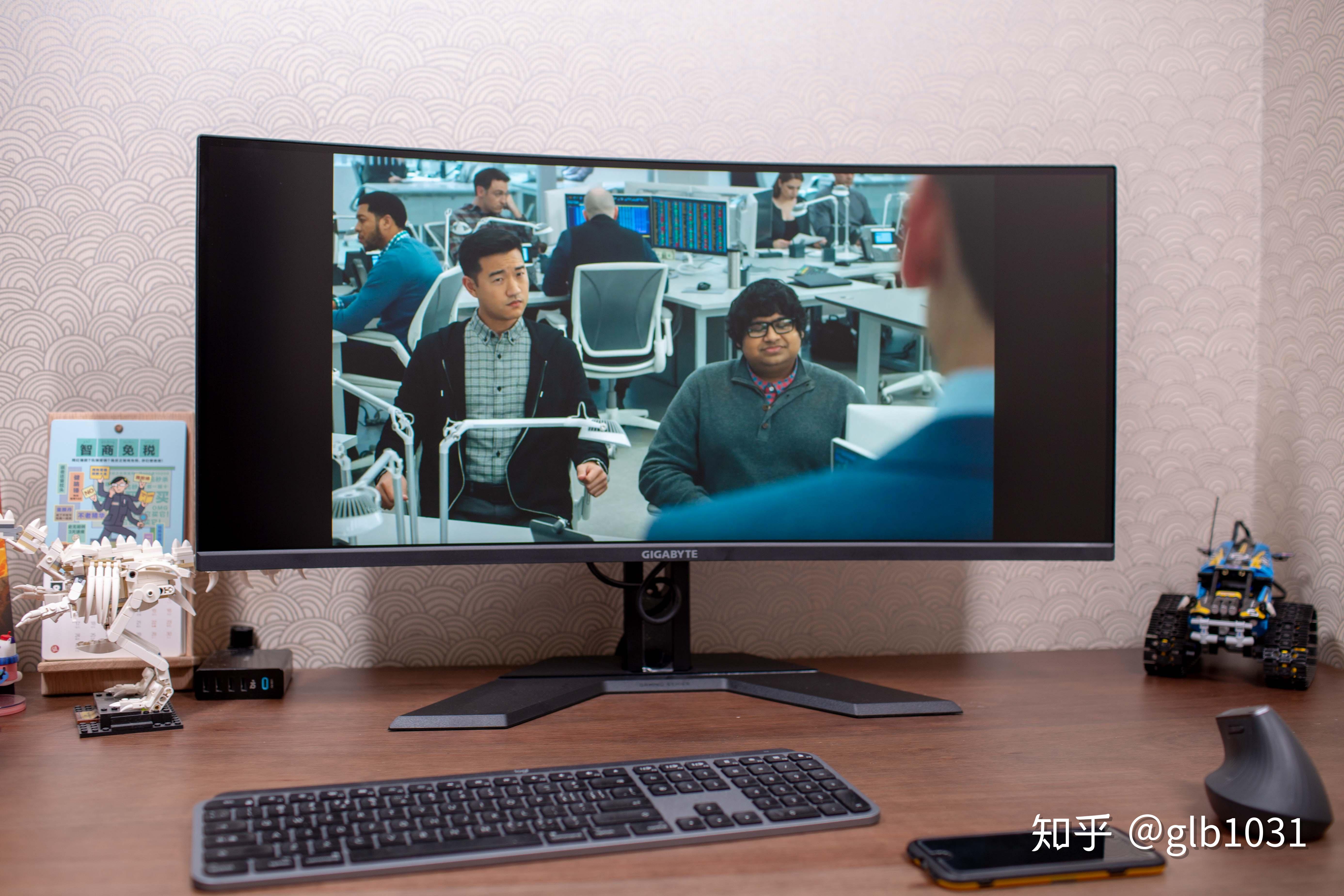 便宜又好用的大屏电竞显示器技嘉战术带鱼屏g34wqc测评