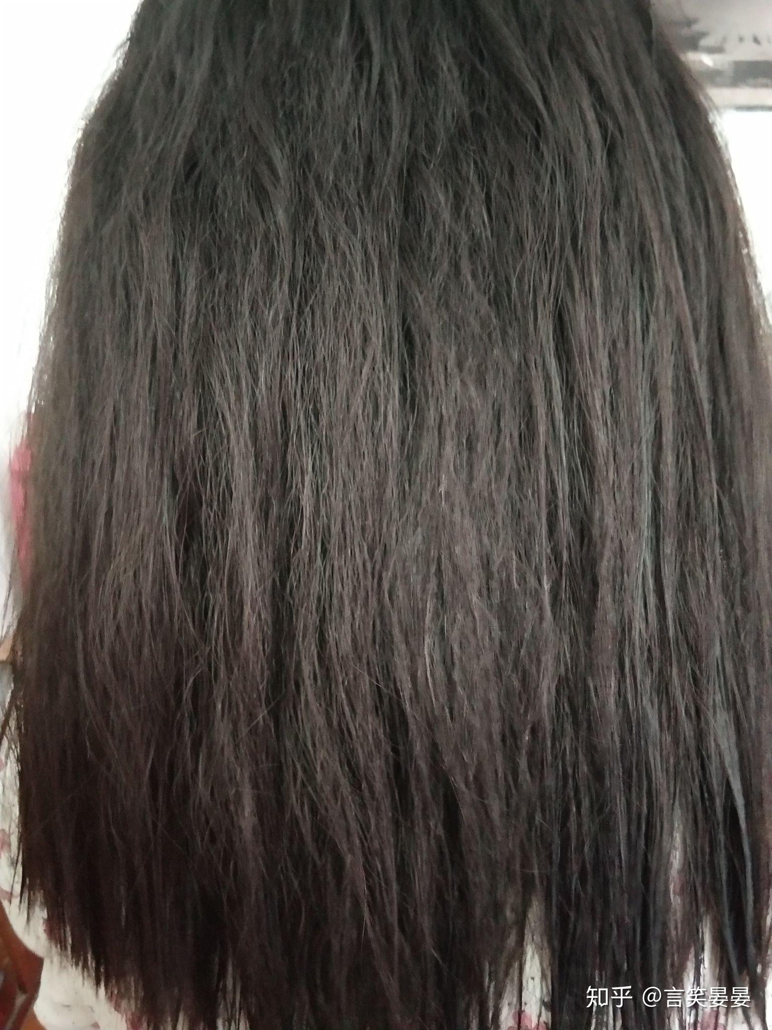 本人发质沙发,新生发质粗硬干蓬松,不拉直就是狮子王,除了拉发,有护发