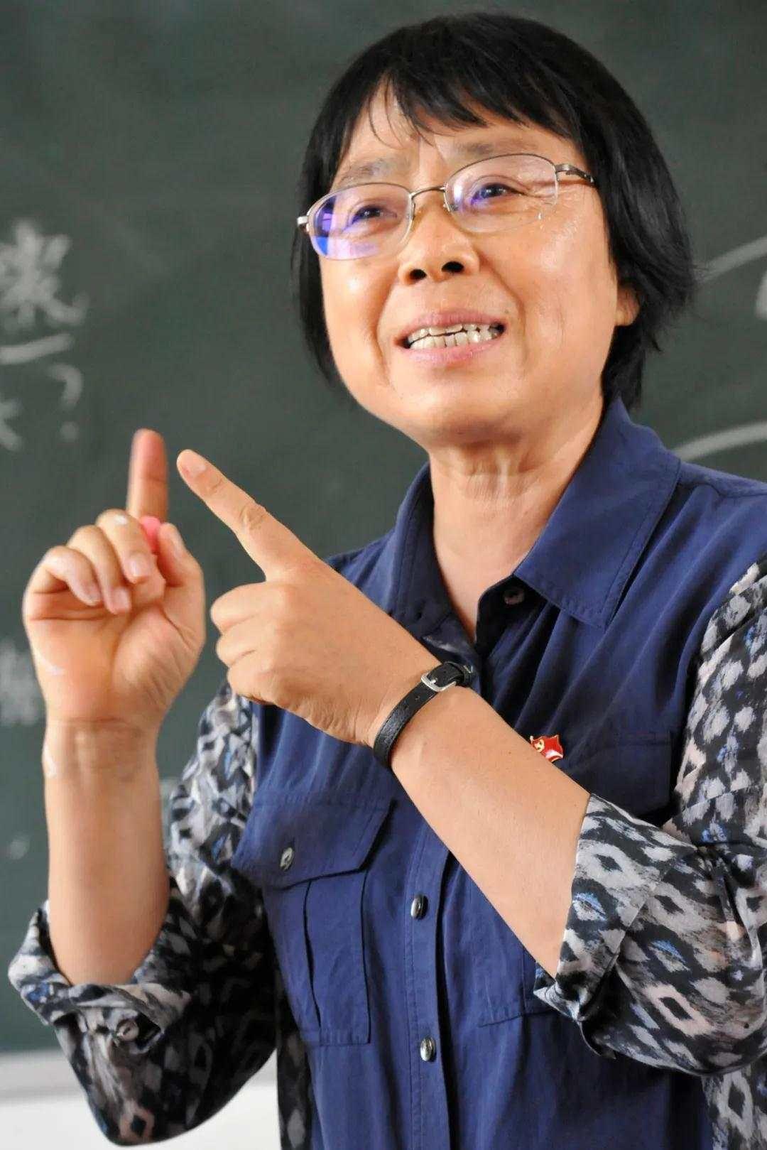 演员们如何通过精湛演技呈现出丰富的角色层次