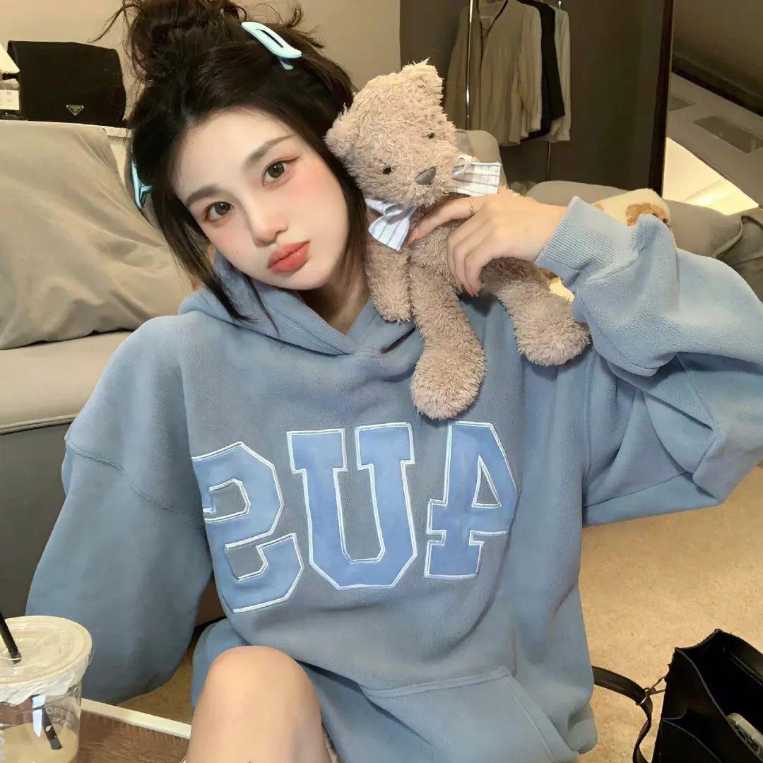 风格很古早的女头像 - 知乎