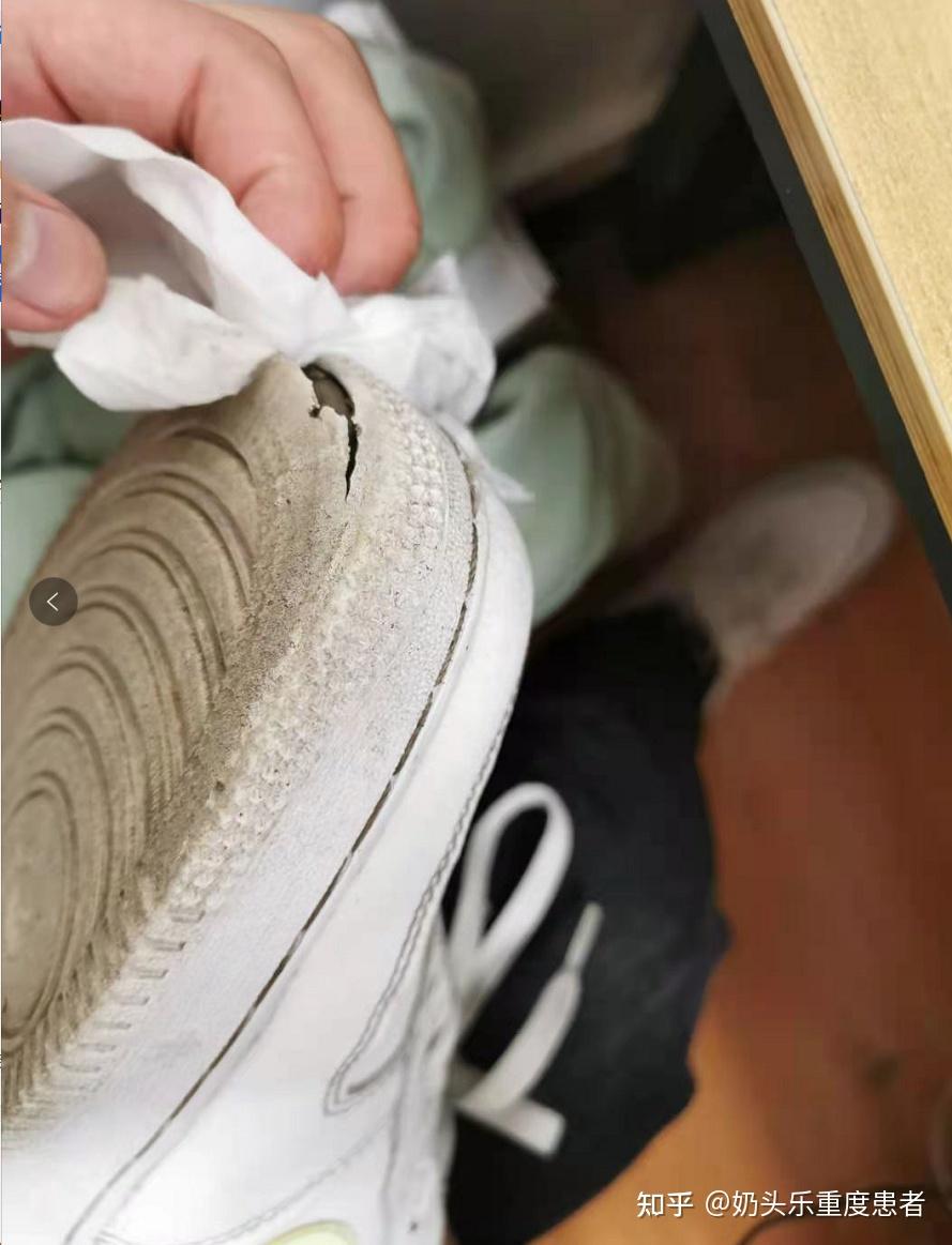 nikeairforce1af1的鞋底到底耐不耐磨