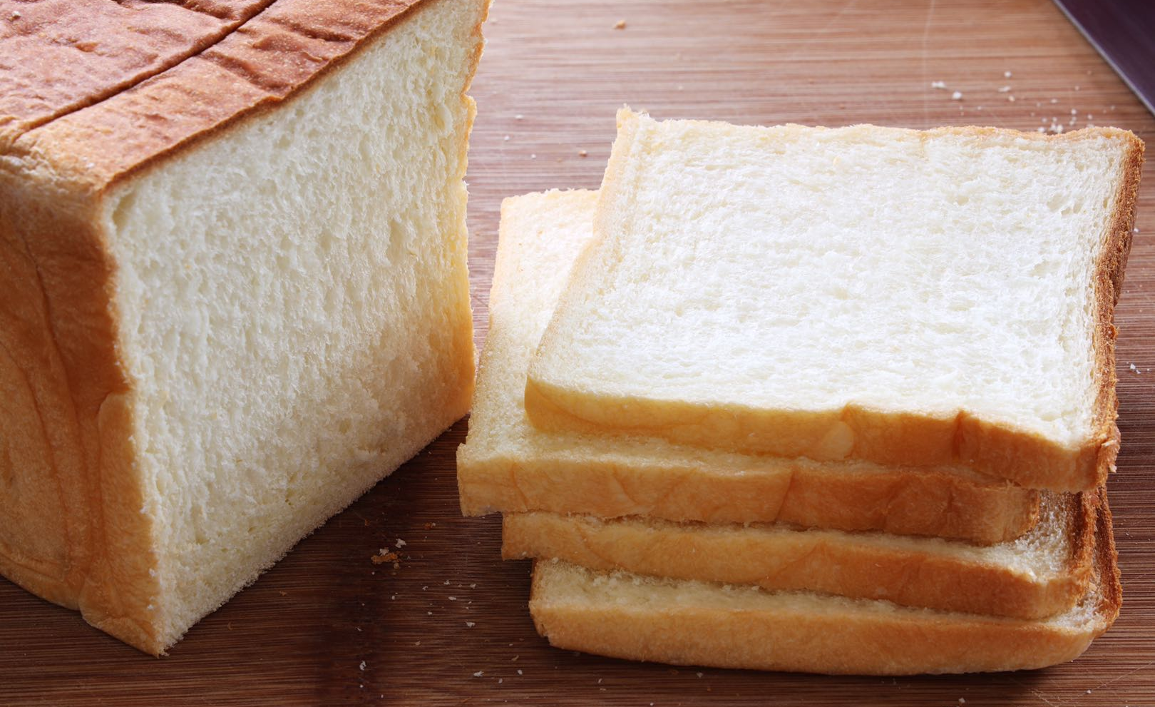 不需要厨师机,不需要手揉面,依然可以做出好吃又柔软的吐司!