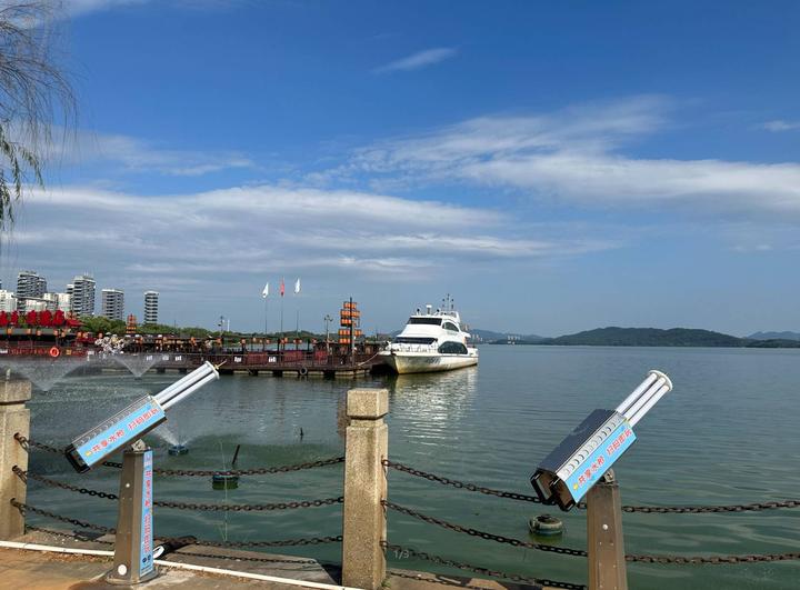 岳阳南津古渡落地5台优必享共享水枪