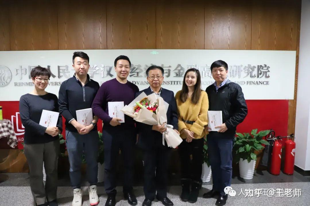 中国人民大学与加拿大女王大学金融硕士肖楠立身以立学为先