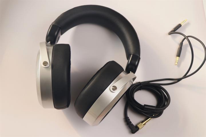 年轻人的第一副平板耳机：HIFIMAN HE400se评测- 知乎