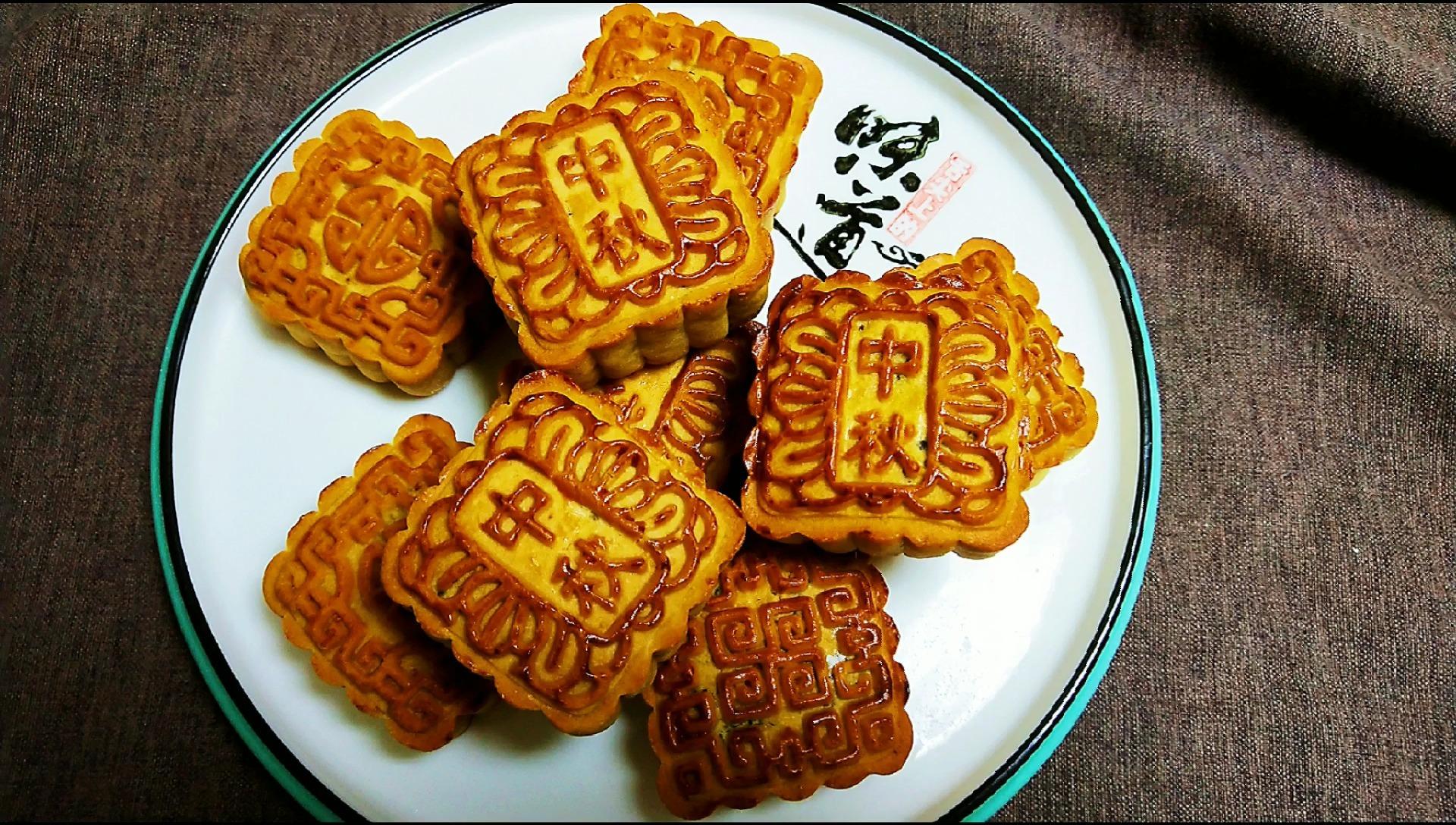 中秋节快到了,五仁月饼最详细的做法,无添加剂,薄皮大馅不腻口