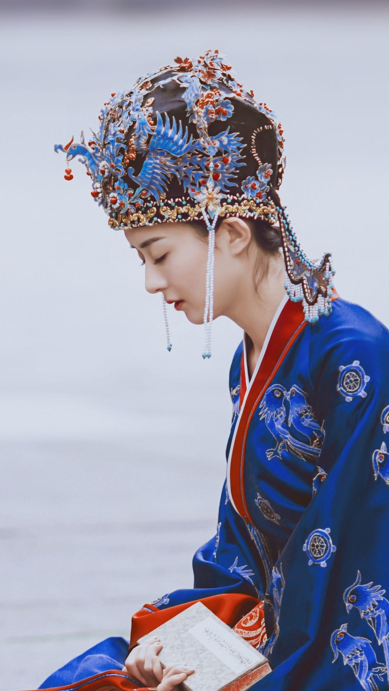 赵丽颖和杨幂谁更漂亮,为什么?