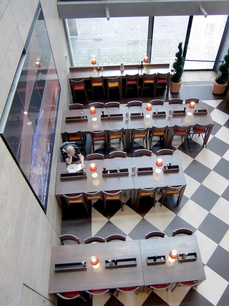 4. 火锅桌定制价