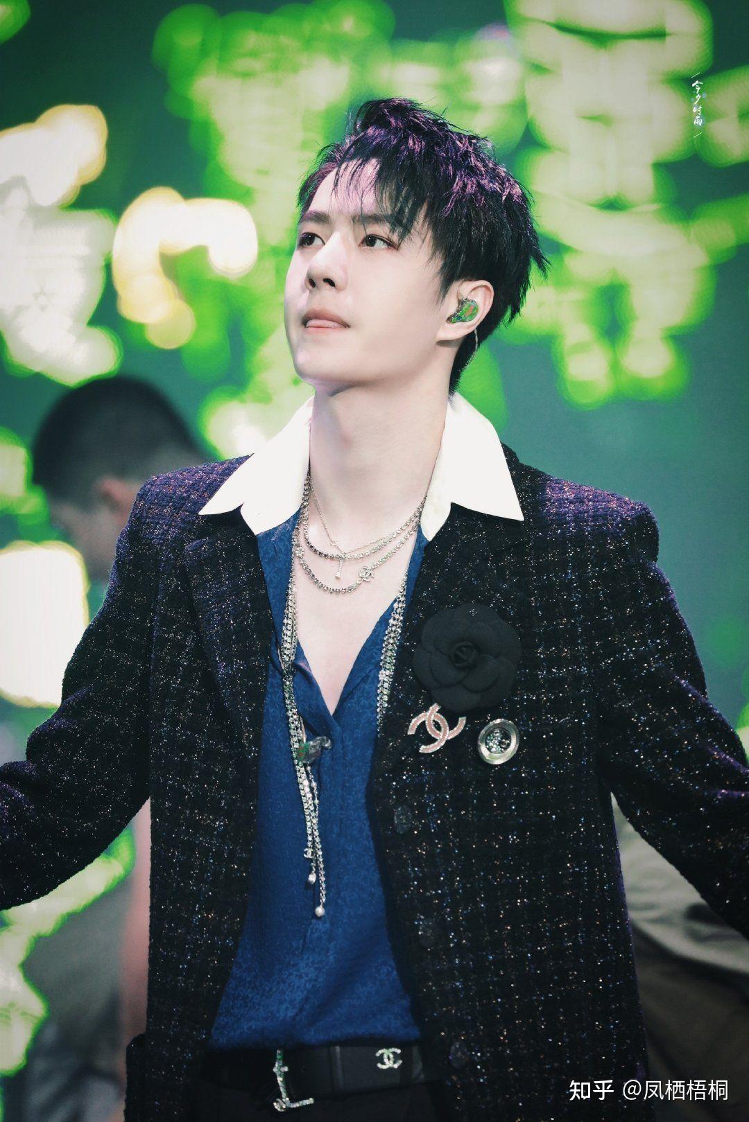 这次乐华年会王一博的无感舞台,我愿称之为散落的魅力!鲨疯了!